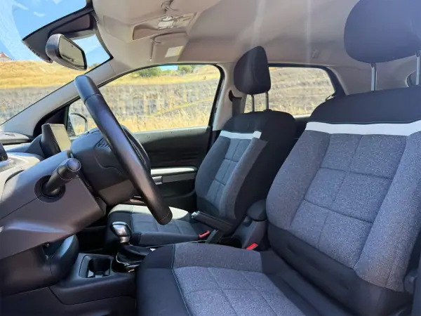 Citroën C4 Cactus 2018 - 11900 EUR, 101000 km - AUTO.MOTO.pt - 101000km - foto 5 de 16