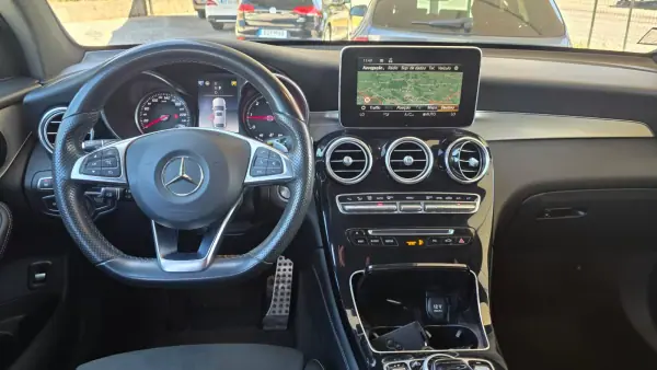Mercedes-Benz GLC 250 2017 - 38590 EUR, 116000 km - AUTO.MOTO.pt - 116000km - foto 10 de 16