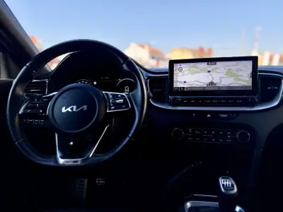 Kia ProCeed 2022 - 18950 EUR, 98000 km - 98000km - foto 16 de 26