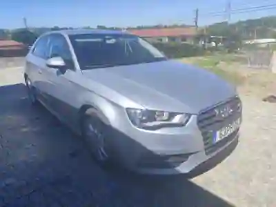 Audi A3 2015 - 13000 EUR, 65000 km - foto 3 de 4