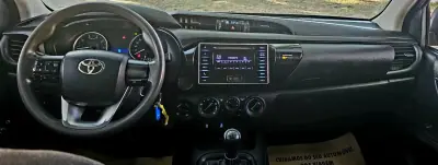 Toyota Hilux 2020 - 29990 EUR, 38000 km - AUTO.MOTO.pt - 38000km - foto 12 de 24