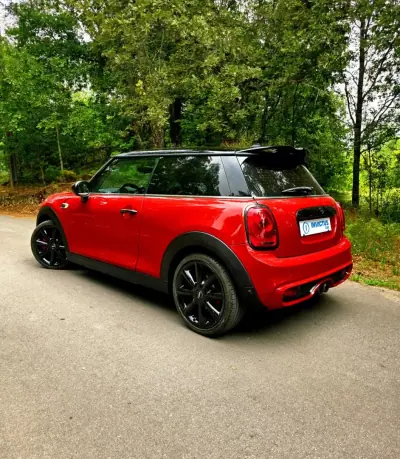 MINI 3 Portas 2015 - 15990 EUR, 138000 km - 138000km - foto 14 de 39