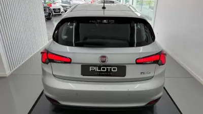 Fiat Tipo Sedan 2016 - 8990 EUR, 194768 km - AUTO.MOTO.pt - 194768km - foto 8 de 25