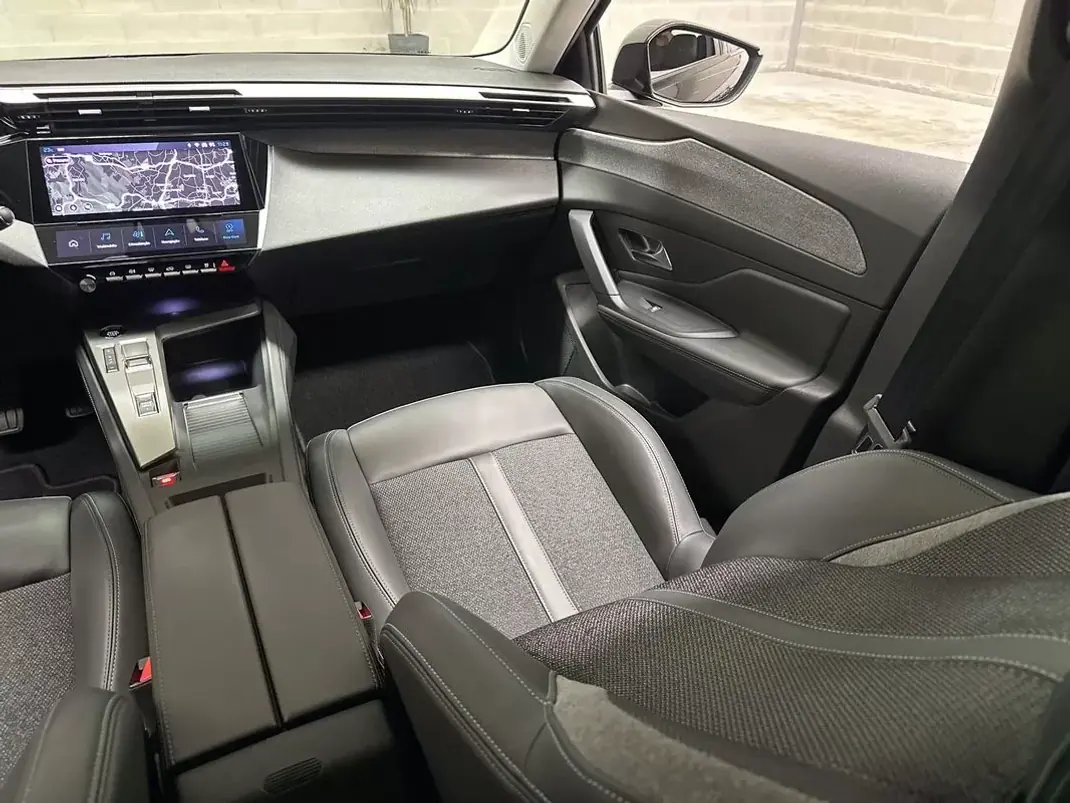 Peugeot 308 2023 - 19950 EUR, 12952 km - AUTO.MOTO.pt - 12952km - foto 14 de 50