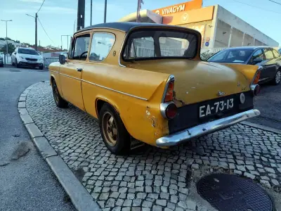 Ford Anglia 1960 - 5000 EUR, 14000 km - AUTO.MOTO.pt - 14000km - foto 17 de 30