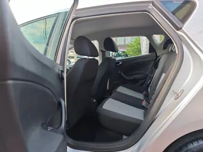 SEAT Ibiza 2016 - 10900 EUR, 80000 km - AUTO.MOTO.pt - 80000km - foto 20 de 29