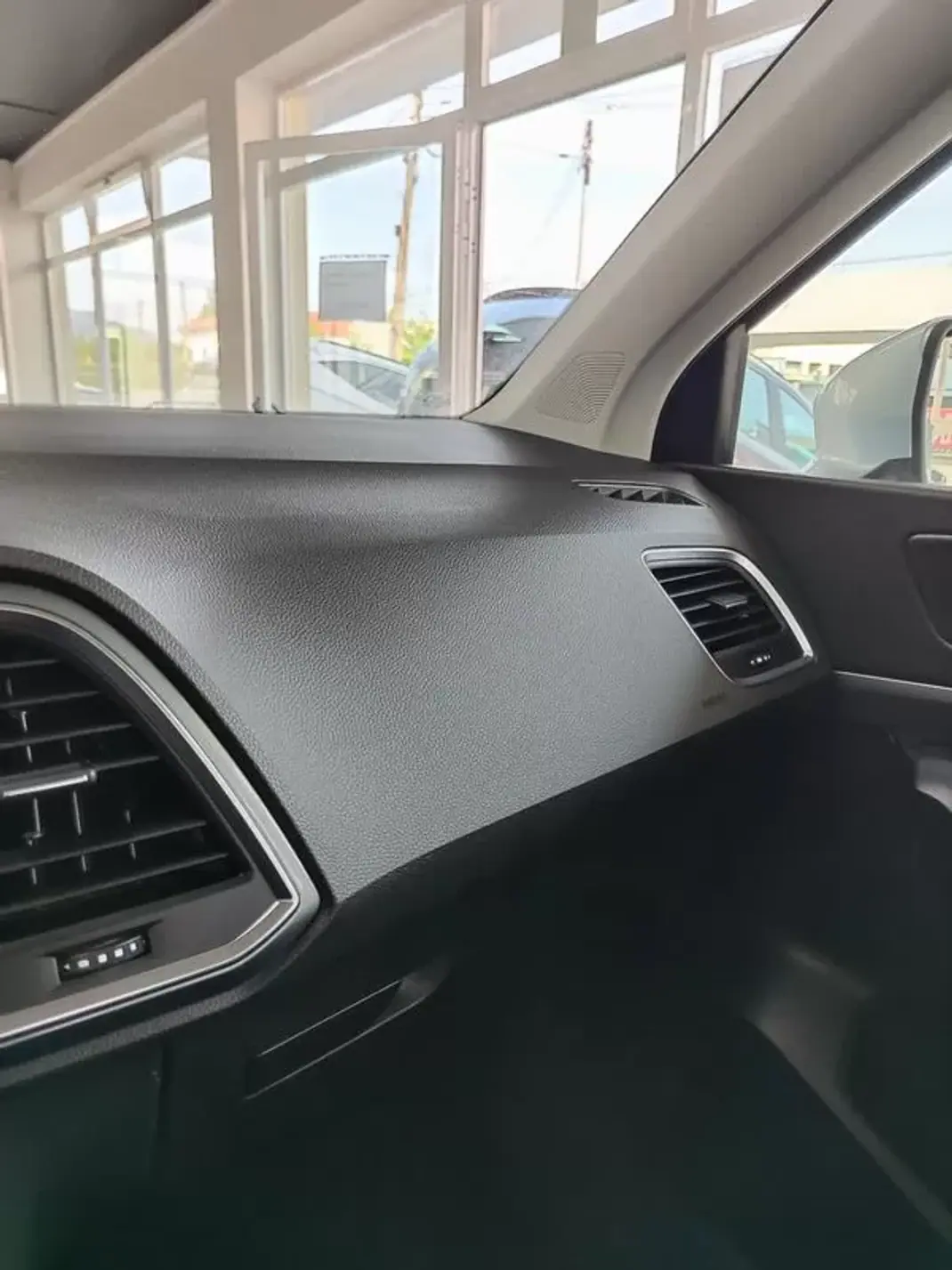 SEAT Ateca 2022 - 19500 EUR, 25400 km - AUTO.MOTO.pt - 25400km - foto 34 de 35