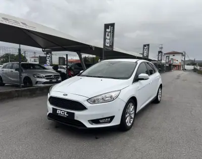 Ford Focus 2015 - 9990 EUR, 123000 km - AUTO.MOTO.pt - 123000km - foto 2 de 31