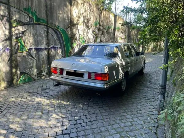 Mercedes-Benz 280 1982 - 11900 EUR, 215000 km - AUTO.MOTO.pt - 215000km - foto 21 de 23