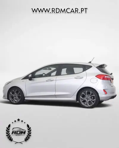 Ford Fiesta 2019 - 10990 EUR, 99000 km - AUTO.MOTO.pt - 99000km - foto 3 de 8