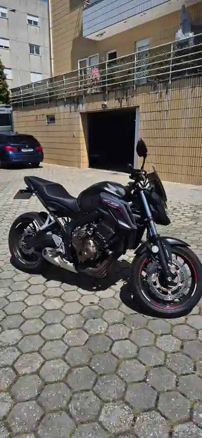 Honda CB650F 2019 - 6200 EUR, 20000 km - AUTO.MOTO.pt - 20000km - foto 13 de 13