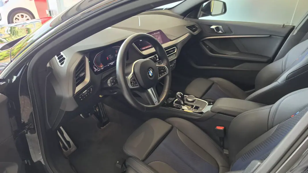 BMW 216 Gran Coupé 2024 - 33900 EUR, 6600 km - 6600km - foto 6 de 51
