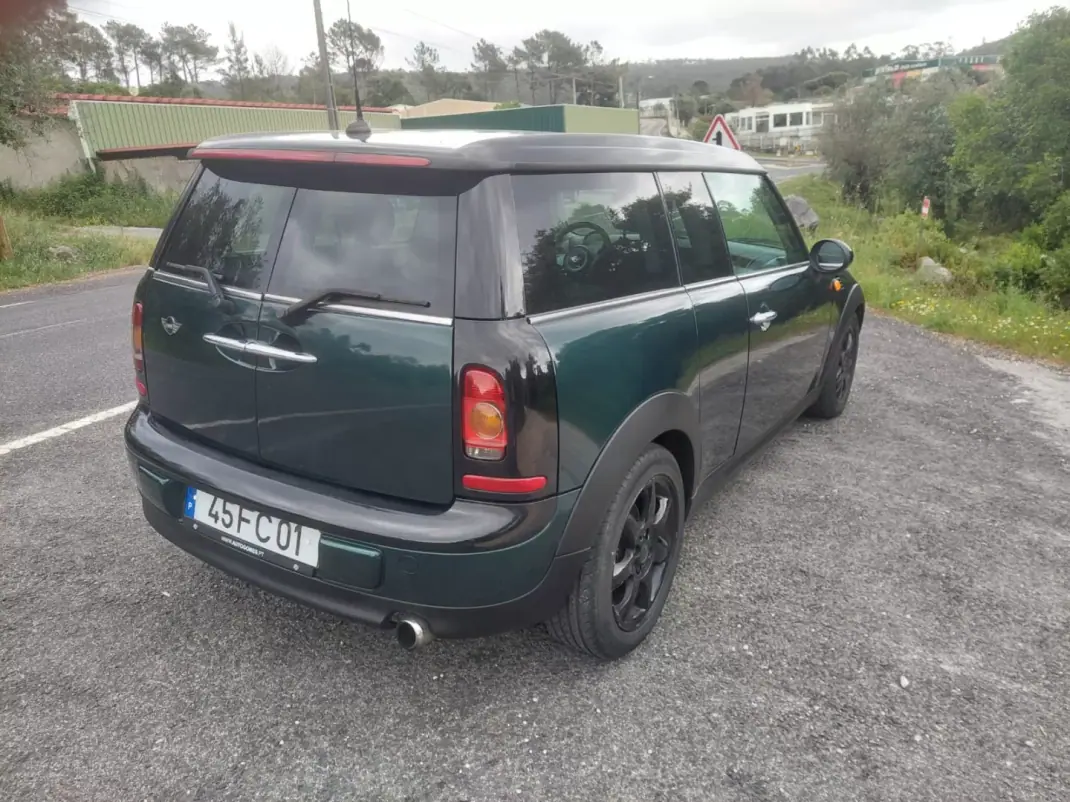 MINI Clubman 2008 - 6000 EUR, 244500 km - AUTO.MOTO.pt - 244500km - foto 4 de 13