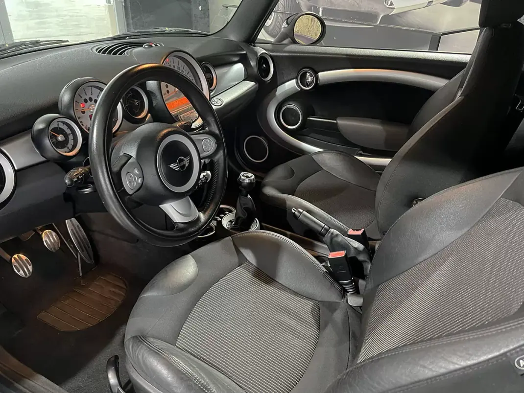 MINI 1000 2010 - 14800 EUR, 89496 km - AUTO.MOTO.pt - 89496km - foto 11 de 25