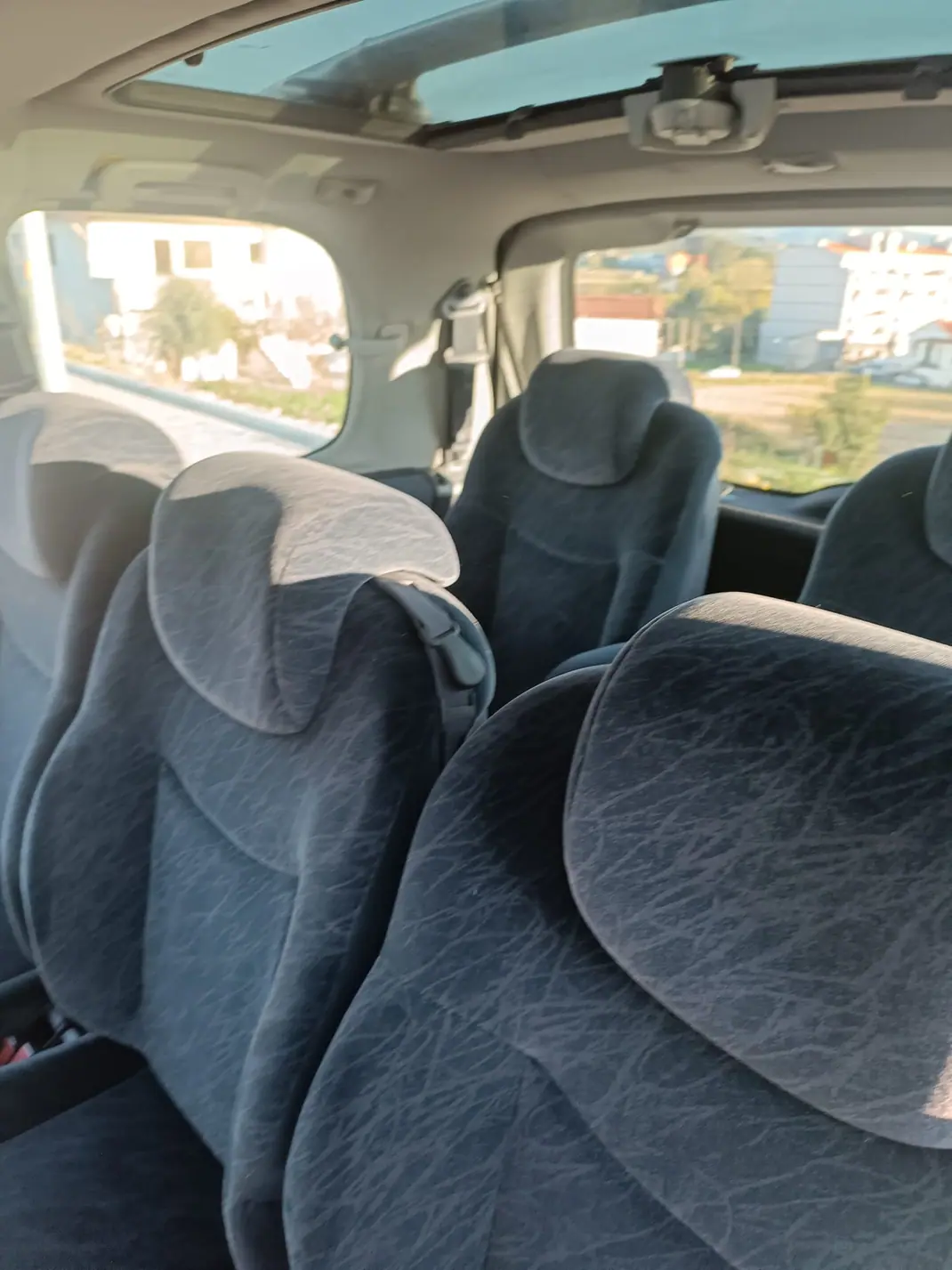 Renault Espace 2000 - 5400 EUR, 187000 km - AUTO.MOTO.pt - 187000km - foto 8 de 15