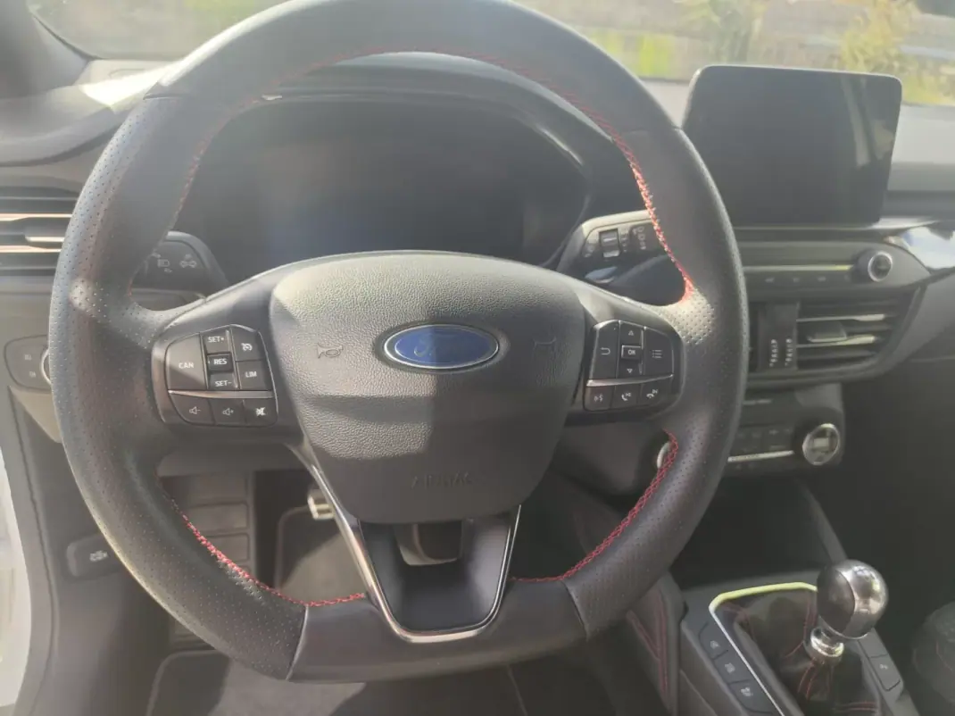 Ford Focus C-Max 2021 - 13990 EUR, 117000 km - 117000km - foto 15 de 21