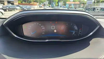 Peugeot 3008 2018 - 19900 EUR, 156128 km - 156128km - foto 34 de 49
