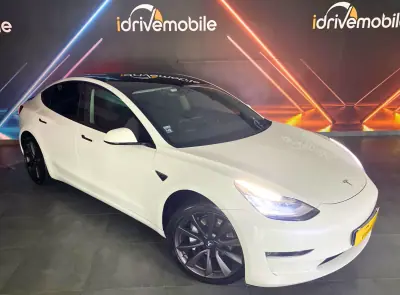 Tesla Model 3 2020 - 29900 EUR, 108726 km - AUTO.MOTO.pt - 108726km - foto 9 de 36