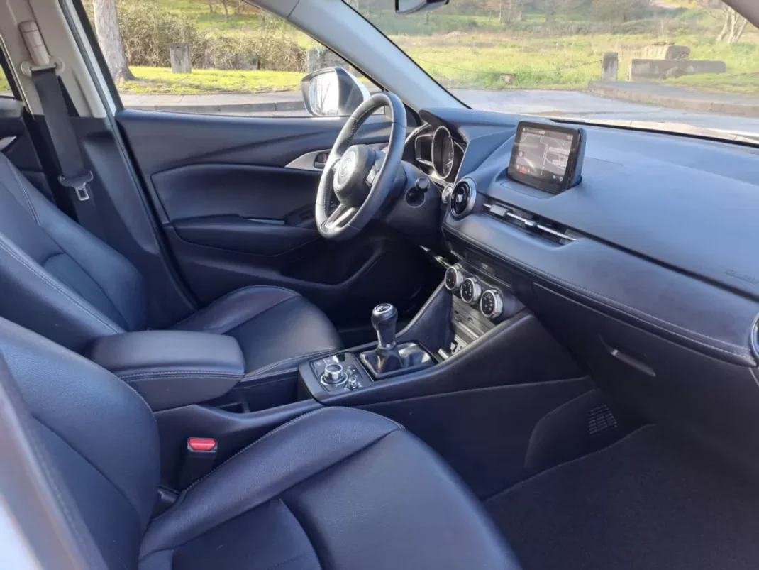 Mazda CX-3 2019 - 17990 EUR, 99000 km - AUTO.MOTO.pt - 99000km - foto 12 de 13