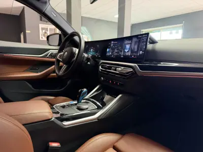 BMW i4 2022 - 49990 EUR, 33700 km - AUTO.MOTO.pt - 33700km - foto 11 de 19