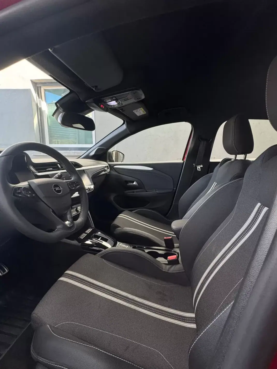 Opel Corsa 2025 - 18900 EUR, 13250 km - 13250km - foto 13 de 25
