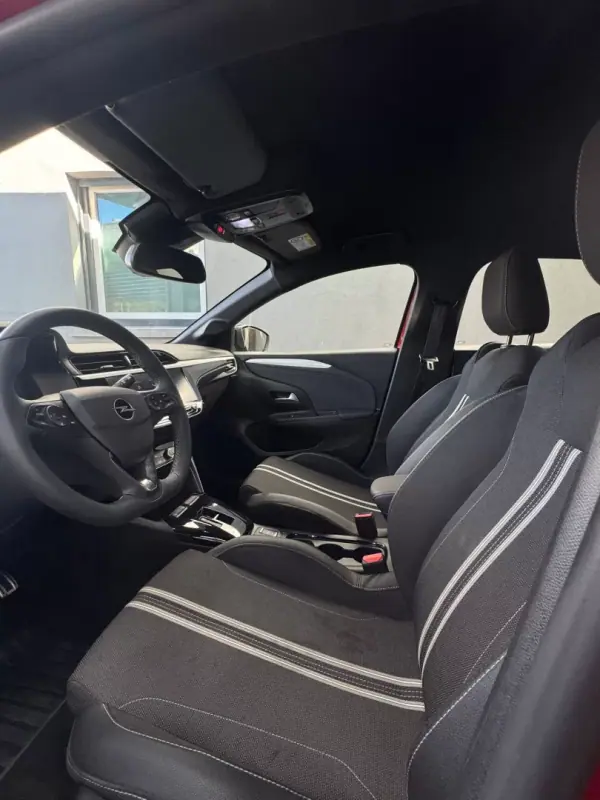 Opel Corsa 2025 - 18900 EUR, 13250 km - 13250km - foto 13 de 25