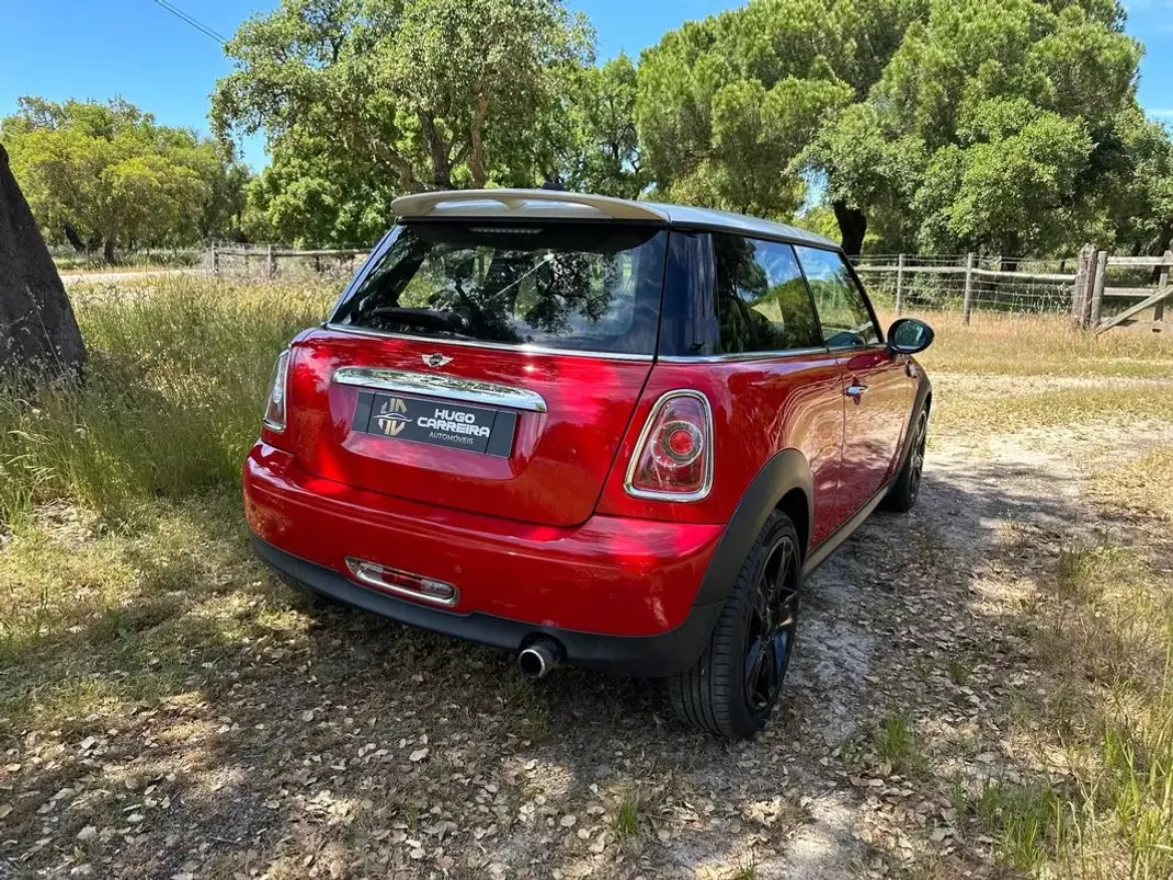 MINI 3 Portas 2012 - 6850 EUR, 168000 km - AUTO.MOTO.pt - 168000km - foto 5 de 9