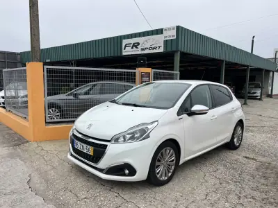 Peugeot 208 2019 - 92371km