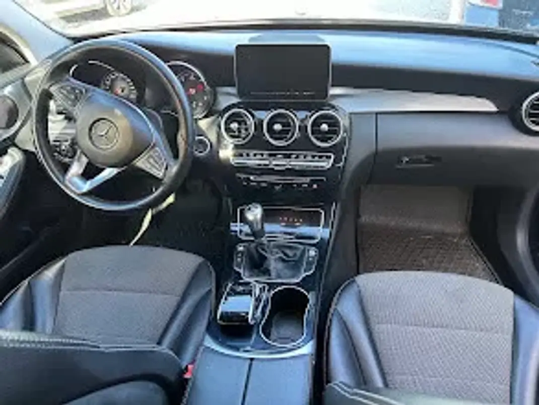 Mercedes-Benz C 200 2015 - 17250 EUR, 153900 km - 153900km - foto 8 de 17