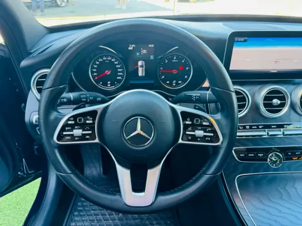 Mercedes-Benz C 220 2019 - 32000 EUR, 160000 km - AUTO.MOTO.pt - 160000km - foto 16 de 30