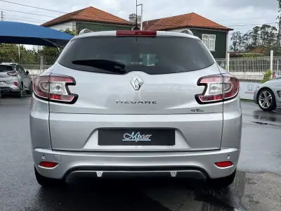 Renault Mégane Sport Tourer 2014 - 7750 EUR, 250000 km - AUTO.MOTO.pt - 250000km - foto 6 de 47