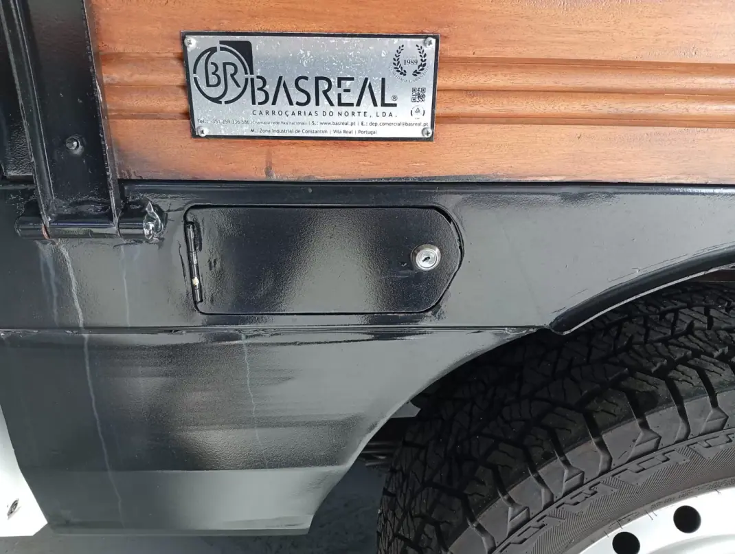 Isuzu D-MAX 2.5 4WD 2022 - 32900 EUR, 57200 km - AUTO.MOTO.pt - 57200km - foto 15 de 15