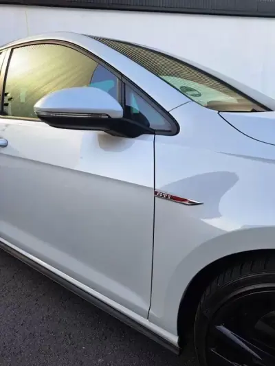 Volkswagen Golf 2019 - 28900 EUR, 108000 km - AUTO.MOTO.pt - 108000km - foto 18 de 32