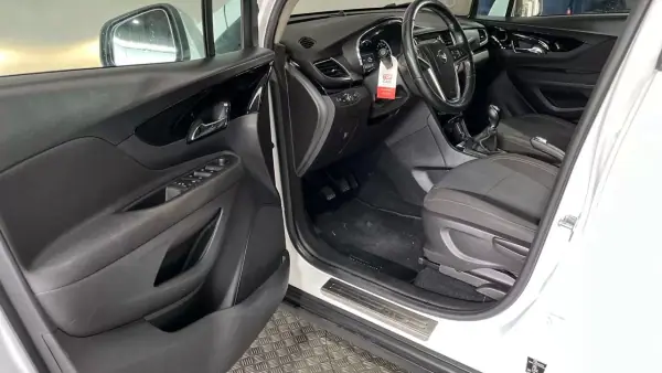 Opel Mokka X 2017 - 9999 EUR, 91014 km - AUTO.MOTO.pt - 91014km - foto 6 de 12