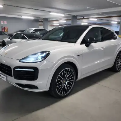 Porsche Cayenne 2022 - 69990 EUR, 140213 km - AUTO.MOTO.pt - 140213km - foto 6 de 12