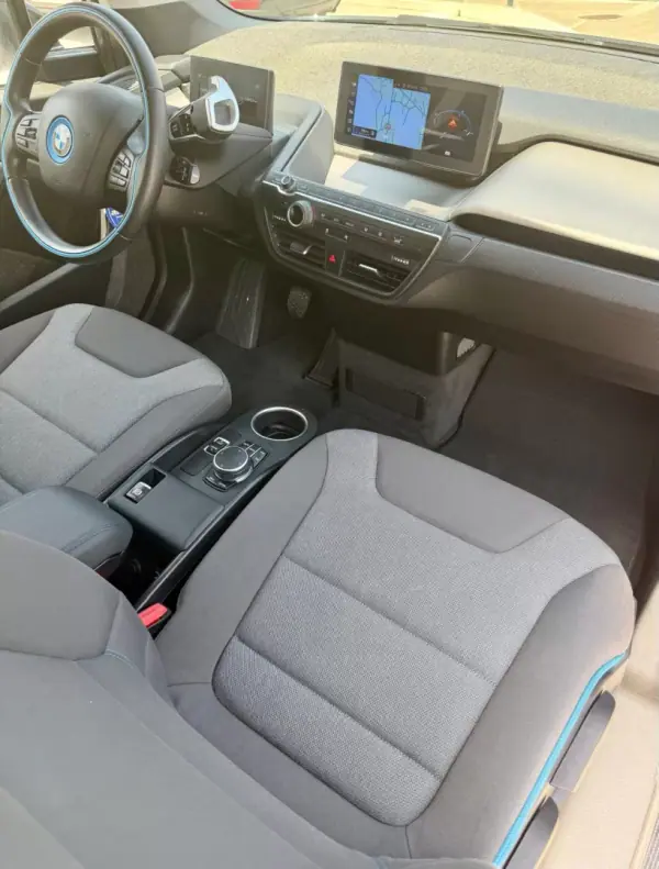 BMW i3 2021 - 25490 EUR, 33600 km - AUTO.MOTO.pt - 33600km - foto 15 de 27
