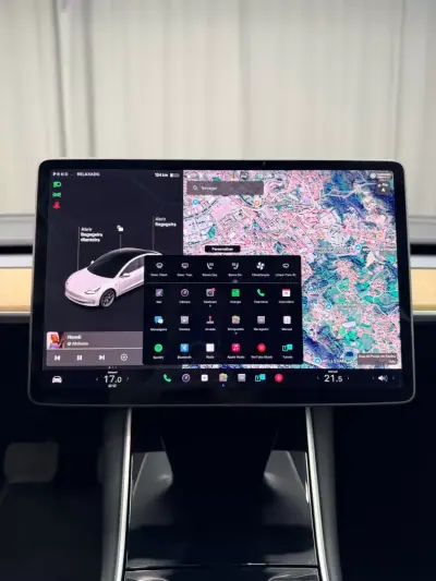 Tesla Model 3 2020 - 23750 EUR, 66000 km - AUTO.MOTO.pt - 66000km - foto 12 de 22