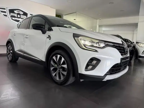 Renault Captur 2021 - 20000 EUR, 80000 km - AUTO.MOTO.pt - 80000km - foto 4 de 22