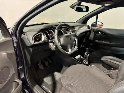 DS 3 CABRIO 2018 - 12900 EUR, 133595 km - 133595km - foto 31 de 39