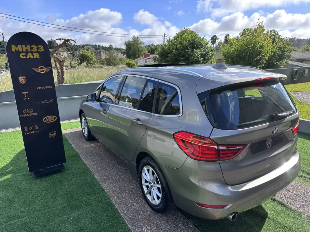 BMW 216 Gran Tourer 2015 - 14900 EUR, 180000 km - AUTO.MOTO.pt - 180000km - foto 14 de 77
