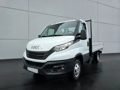 Iveco Daily 35C16 Caixa aberta 2022 - 30750 EUR, 86000 km - AUTO.MOTO.pt - 86000km - foto 2 de 25
