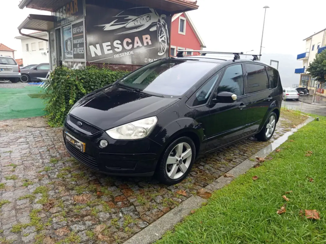 Ford S-Max 2009 - 7990 EUR, 214424 km - 214424km - foto 2 de 11