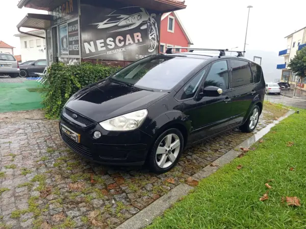 Ford S-Max 2009 - 7990 EUR, 214424 km - 214424km - foto 2 de 11