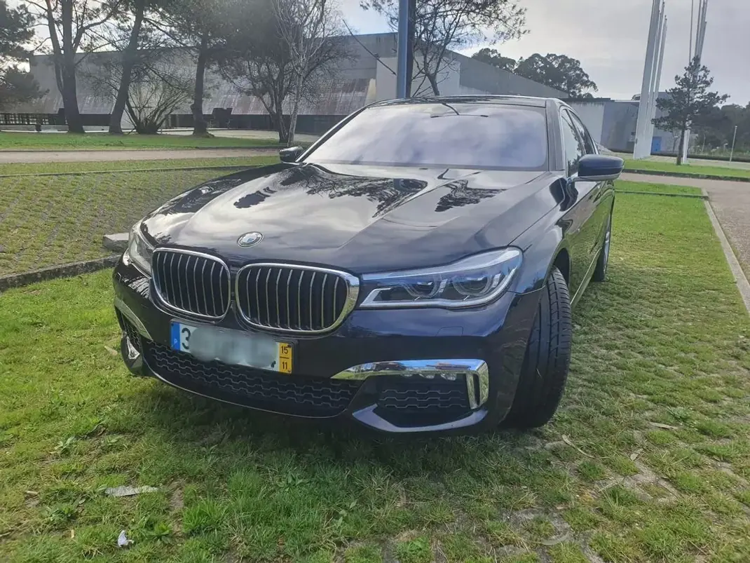 BMW 730 2015 - 32850 EUR, 158000 km - AUTO.MOTO.pt - 158000km - foto 2 de 19