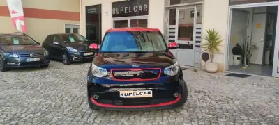 Kia Soul 2017 - 10950 EUR, 75123 km - AUTO.MOTO.pt - 75123km - foto 7 de 18