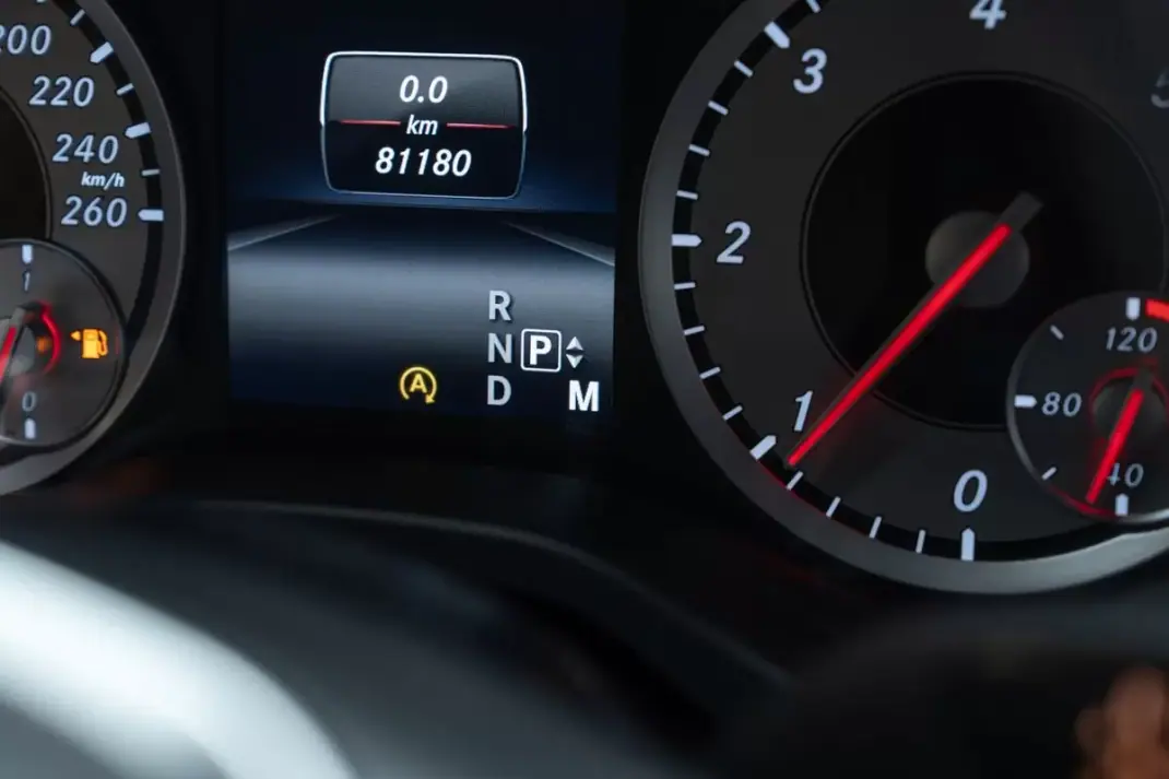 Mercedes-Benz A 180 2015 - 16950 EUR, 81000 km - AUTO.MOTO.pt - 81000km - foto 32 de 36