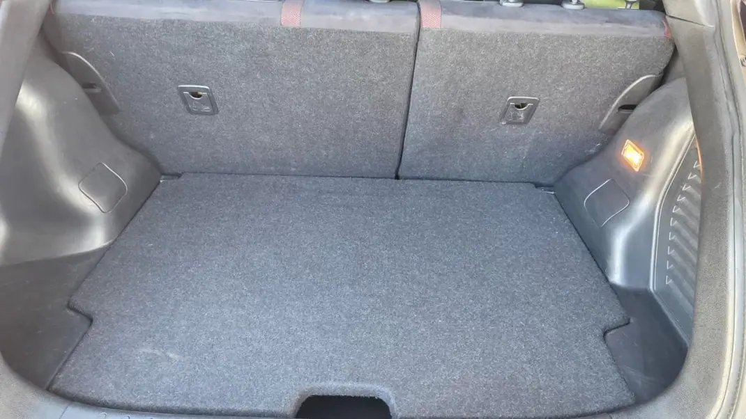 Nissan Juke 2015 - 12990 EUR, 142000 km - AUTO.MOTO.pt - 142000km - foto 30 de 30