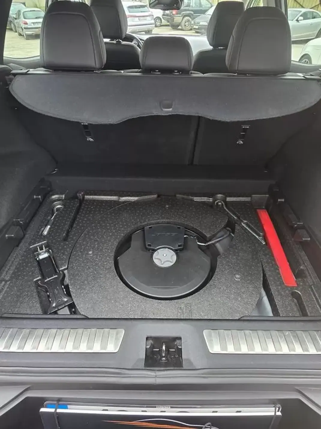 Renault Kadjar 2019 - 19900 EUR, 80213 km - AUTO.MOTO.pt - 80213km - foto 28 de 34