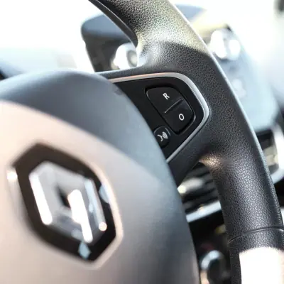 Renault Clio 2018 - 12900 EUR, 89758 km - 89758km - foto 18 de 23