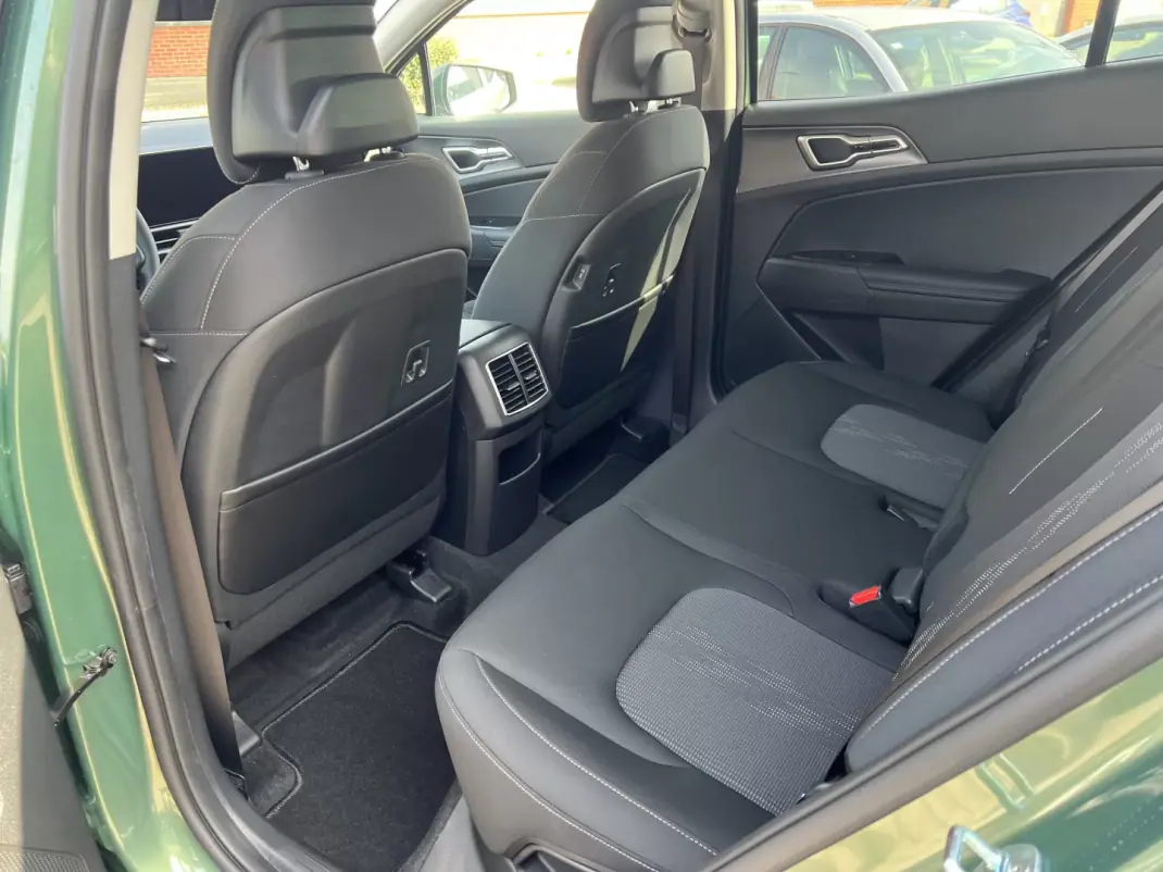 Kia Sportage 2026 - 34900 EUR, 20 km - AUTO.MOTO.pt - 20km - foto 8 de 19